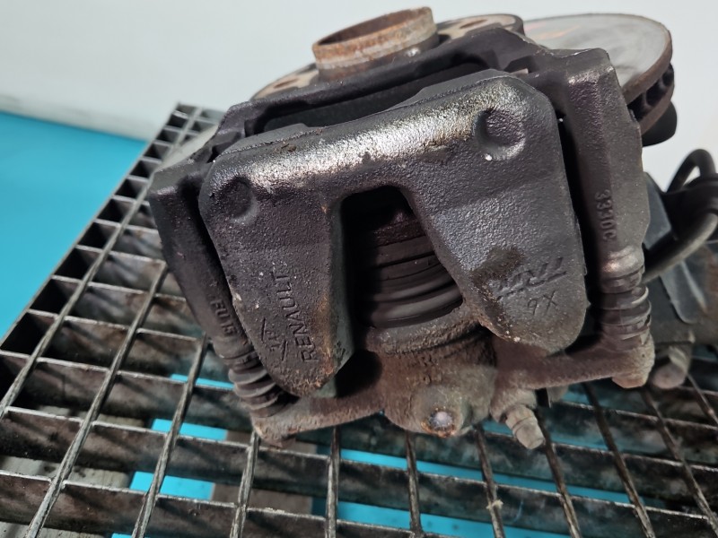 Zacisk przód prawy Renault Megane IV 1.3 Tce