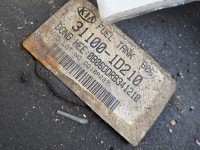 Zbiornik paliwa bak Kia Carens III 06-13 2.0 crdi 31100-1D210