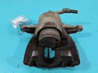 Zacisk przód prawy Toyota Avensis II T25 2.0 d4d