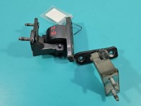 Zawias drzwi przód prawy Mercedes W213