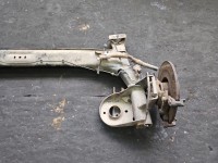 Tylna belka oś tył Renault Laguna III 2.0 16V (M4R704)