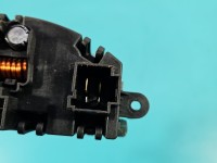 Opornik rezystor AUDI Q5 08- 8T0820521A