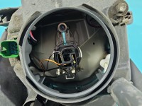 Reflektor prawy lampa przód Ford Fiesta Mk6 EUROPA