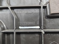 Mocowanie zamka przód lewe uchwyt 806330882R Renault Kadjar