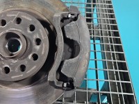 Zacisk przód prawy Vw Passat B8 1.4 tsi