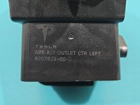 Kratka nawiewu Tesla Model S 6007629-00-C