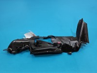KIEROWNICA Wlot powietrza Audi A3 8V 1.8 TFSI CNSB 8V0121284