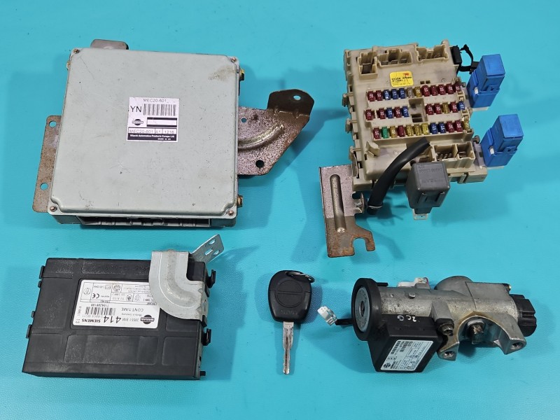 Komputer Sterownik silnika MEC20-601 Nissan Almera N16 1.5 16V