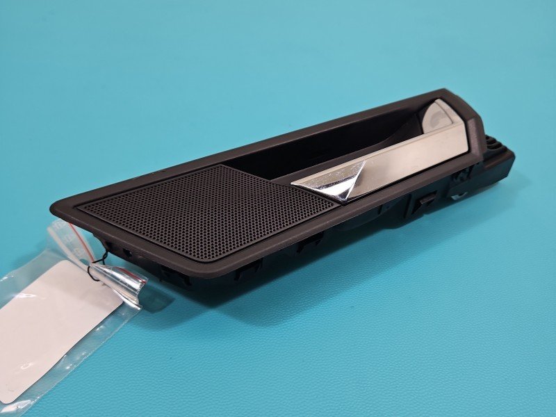 Klamka wewnętrzna przód prawa Skoda Superb III 3V0837222