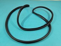 Uszczelka drzwi przód lewa Jeep Grand Cherokee IV WK2