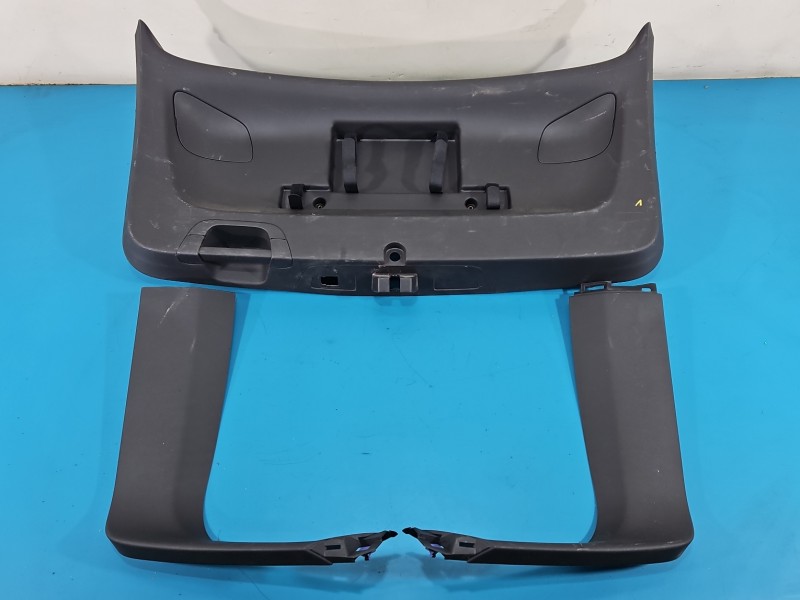 Tapicerka klapy tył boczek bagażnika tylnej Opel Insignia B 331883181