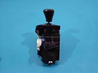 DŹWIGNIA LEWAREK WYBIERAK LINKI Toyota Auris II 1.8 hybryda