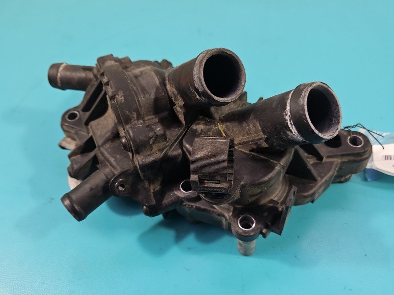 Pompa wody Skoda Superb III 1.4 TSI 04E121121L Pompa wody Skoda Superb III 1.4 TSI 04E121121L