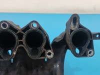 Kolektor ssący Audi A3 8L 06A133205E 1.6 sr