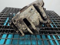 Zacisk przód prawy Peugeot 301 1.6 16v