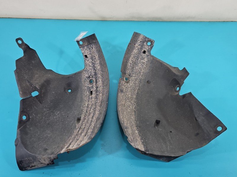 Nadkole przód lewe Renault Clio III 8200289945, 8200289935