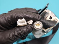 Pas bezpieczeństwa przód prawy pasażera Toyota Auris II 7P3170-P