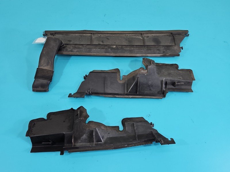KIEROWNICA Wlot powietrza Renault Scenic III 1.6 dci