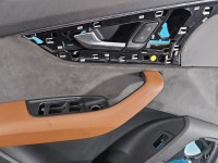Tapicerka drzwi przód lewa boczek AUDI Q7 II 4M 4M1867105G