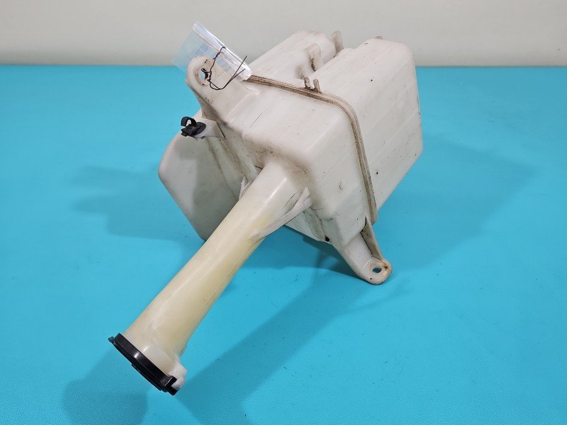 Zbiornik Zbiorniczek płynu spryskiwacza Toyota Corolla E12