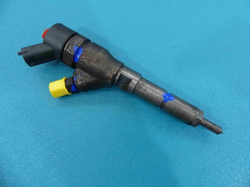 Wtryskiwacz Citroen C5 I 0445110076 2.0 hdi