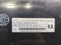 Konsola panel nawiewu Chevrolet Captiva 96629704