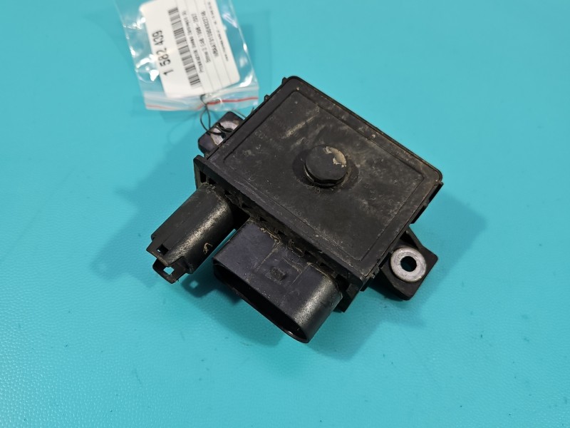 Przekaźnik świec żarowych Bmw e46 2.0d 7786821