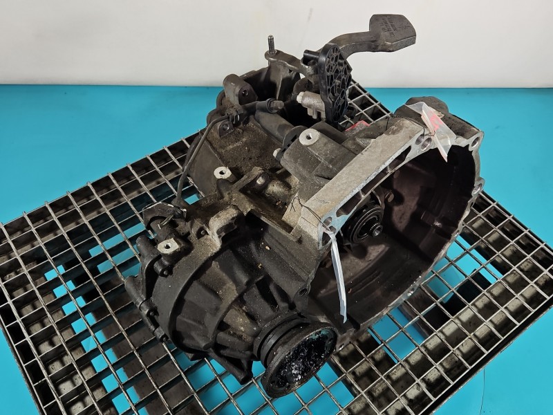 Skrzynia biegów Vw Jetta VI 2.0 tdi