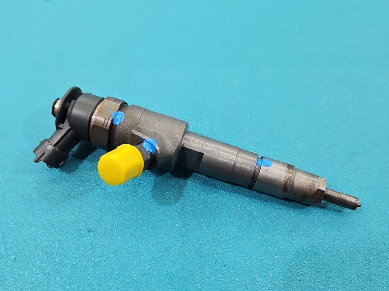 Wtryskiwacz Peugeot 208 I 0445110739 1.6 hdi