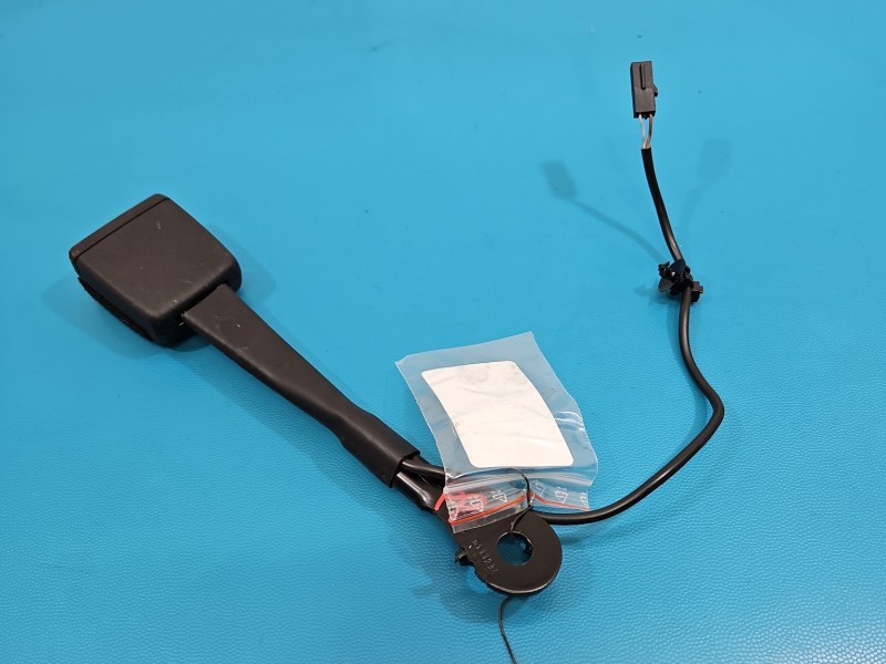 Pas bezpieczeństwa przód prawy pasażera 654857755A Skoda Scala 2019-