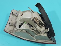 Lampa tył prawa Producent części: Audi, KOMBI AVANT W BŁOTNIK BEZ LISTWY ŻARÓWKOWEJ Audi A4 B7 kombi