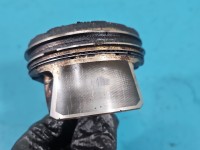 Tłok Opel Astra V K 1.4 T 125KM