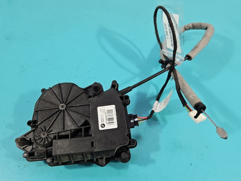 Zamek klapy tył 7383561 BMW G30 sedan Producent części: BMW, Europejska, Dociąg klapy