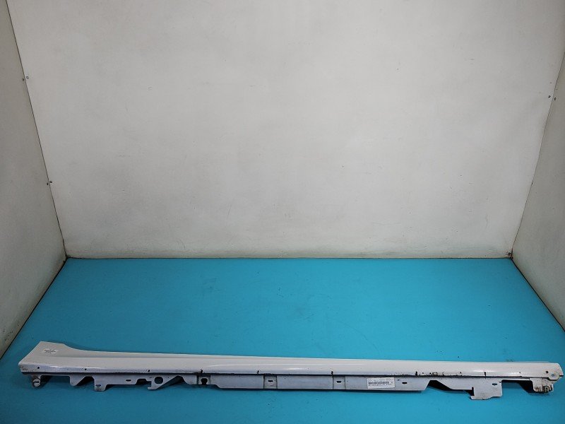 Listwa progowa prawa PRÓG NAKŁADKA BMW G20 204170003