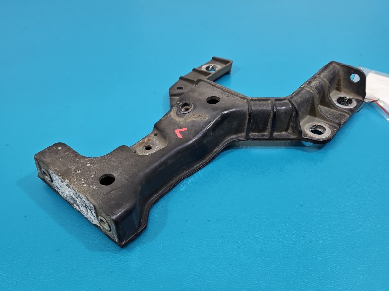 Mocowanie Europejska, lewe belki, HK83-17K899-AD uchwyt Jaguar F-Pace 16-