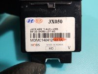Gniazdo USB Hyundai Elantra V 10-16 96120-3X050
