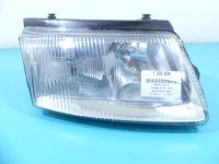 Reflektor prawy lampa przód Vw Passat B5 EUROPA