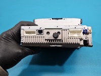 Radio fabryczne Renault Trafic III 281155777R radioodtwarzacz