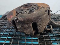 Zacisk przód prawy Audi A4 B6 1.9 tdi