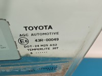 Szyba drzwi przód lewa Toyota Auris II kombi