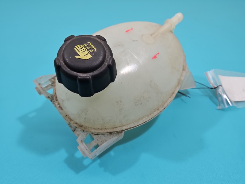 Zbiorniczek Zbiornik wyrównawczy Dacia Duster II 18- 1.6 16V H4M740