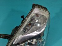 Reflektor lewy lampa przód Kia Carnival II 05-14 EUROPA