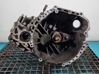 Skrzynia biegów Toyota Avensis Verso 2.0 vvti