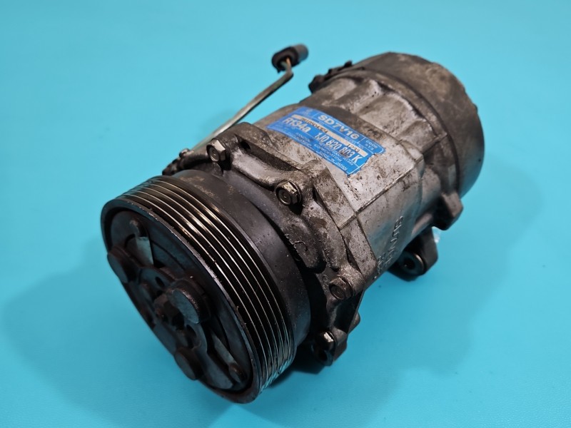 Sprężarka klimatyzacji kompresor 1J0820803K Vw Golf IV 1.9 SDI
