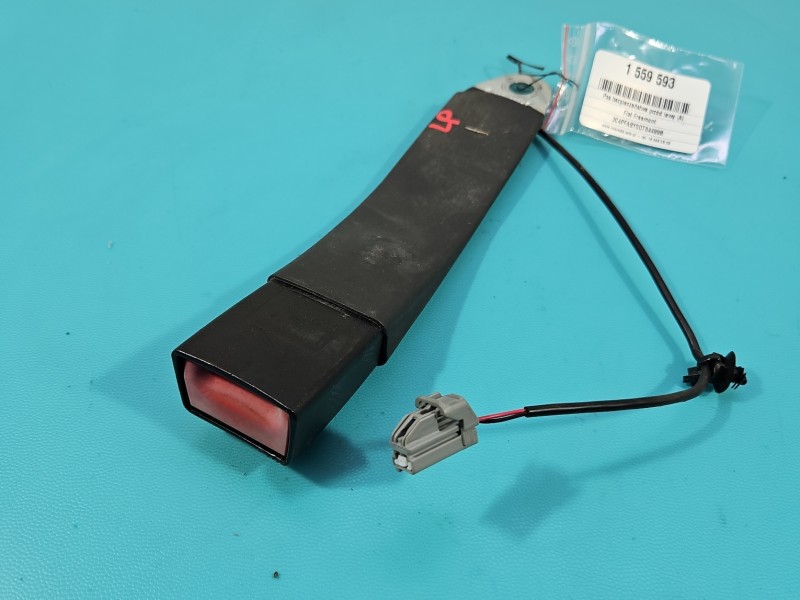 Pas bezpieczeństwa przód lewy kierowcy Fiat Freemont EU