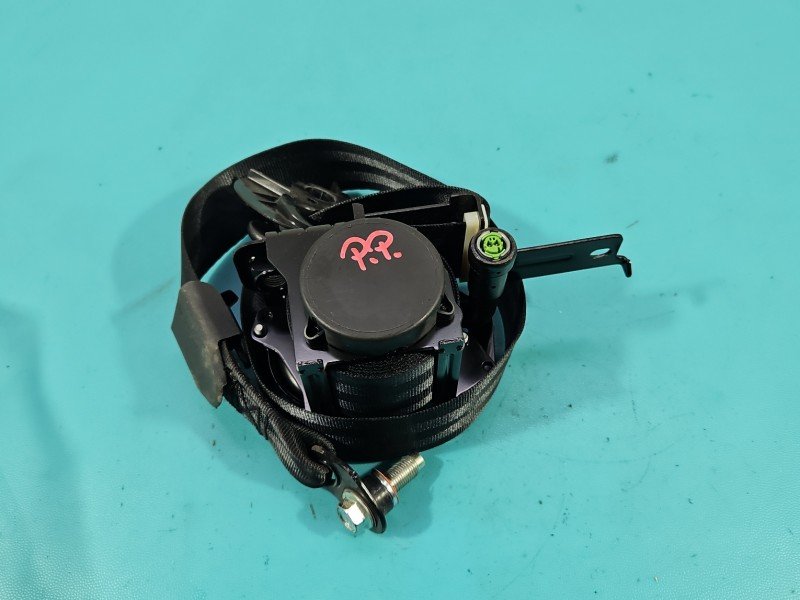 Pas bezpieczeństwa przód prawy pasażera Kia Optima IV 15-20 88820-D4100 Pas bezpieczeństwa przód prawy pasażera Kia Optima IV 15-20 88820-D4100