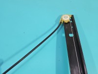 Podnośnik przód prawy SZYBY WINDA Audi A4 B9 Producent części: Audi, 2 PIN 8W0837462 4d sedan