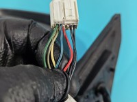 Lusterko lewe Toyota Avensis II T25 elektryczny, Europejska, Kod lakieru: 6T1, składane elektrycznie, rysy na obudowie, 7pin...