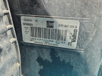 Reflektor prawy lampa przód Seat Toledo III EUROPA 5P1941006A