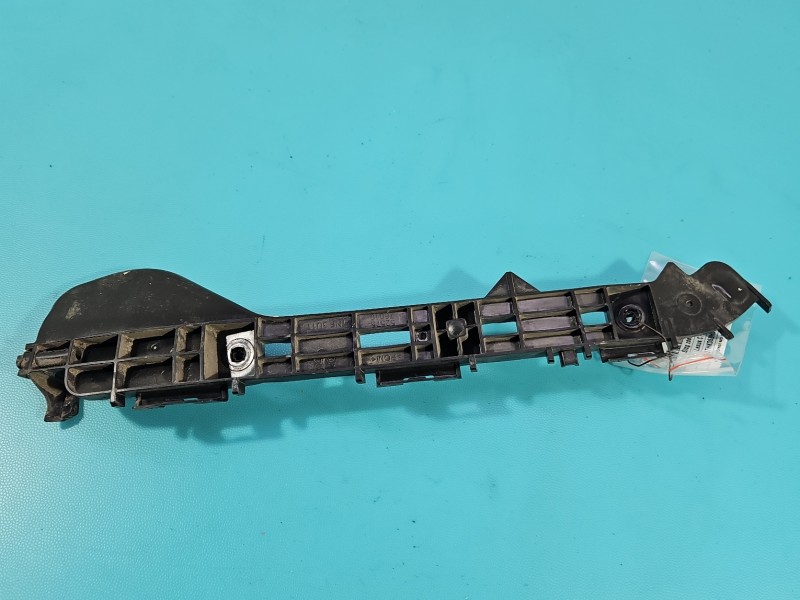 Ślizg zderzaka tył prawy LEXUS CT 10-22 52575-76010